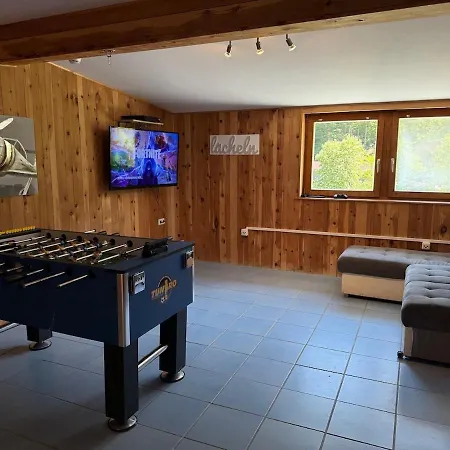 Alpenlodge, 10 *